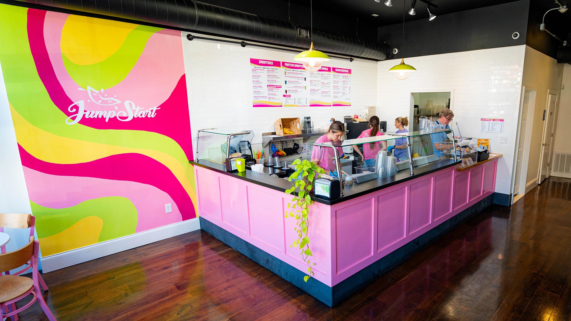 Interior of Jump Start Smoothies in Louisville.