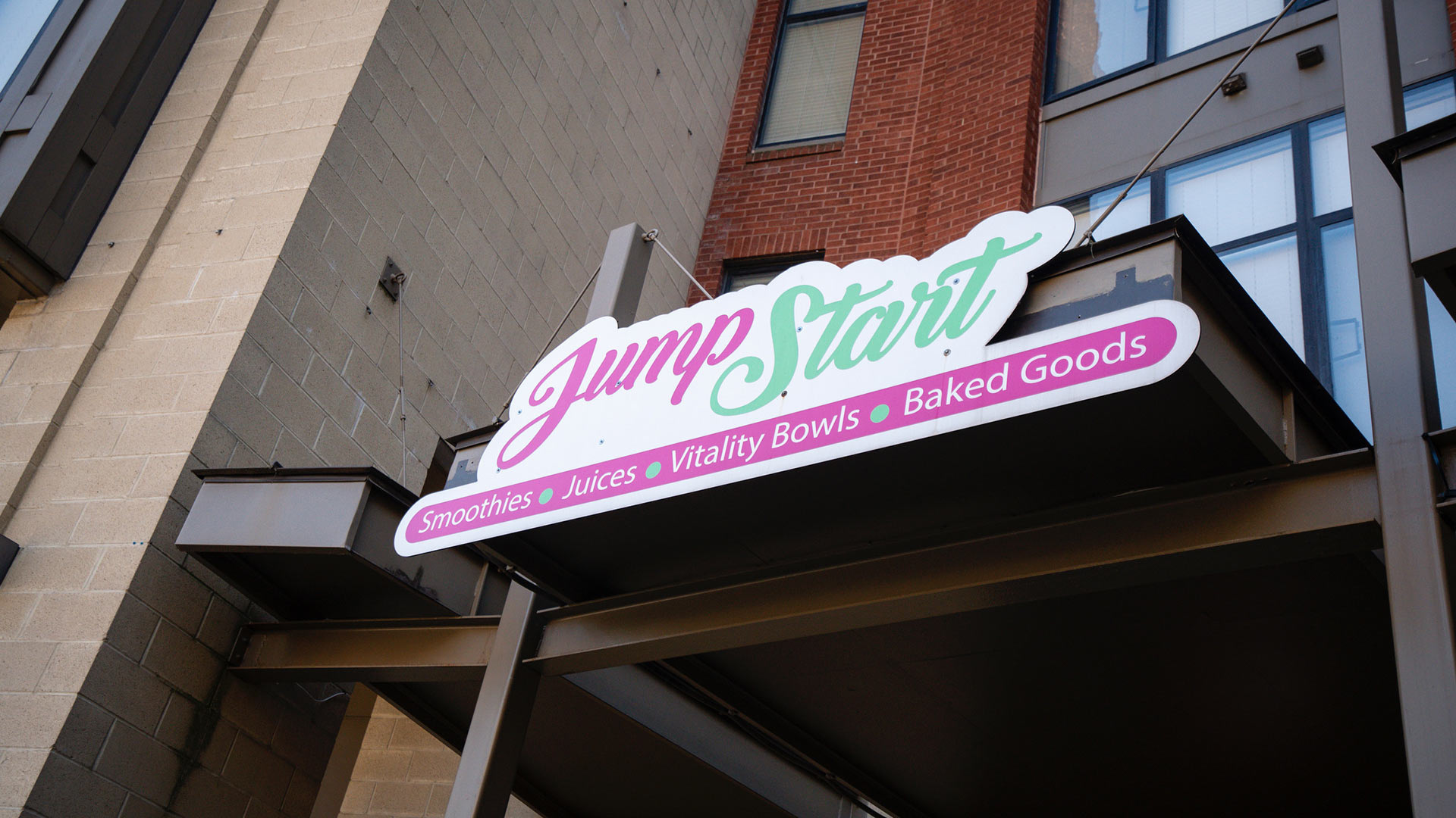 Jump Start Smoothies storefront in Lexington, Kentucky